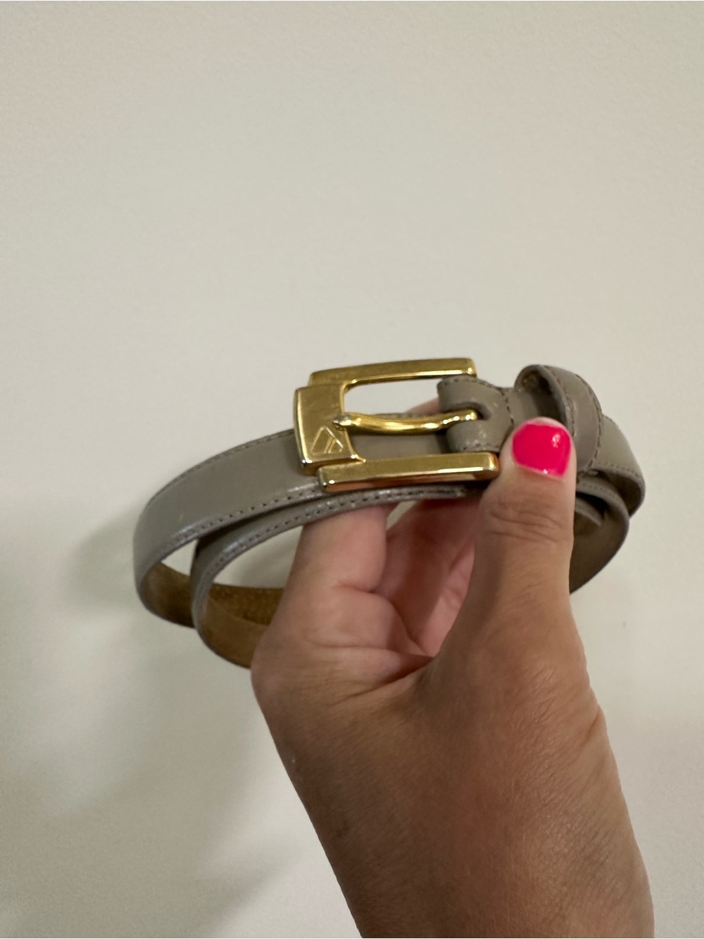 Liz Claiborne Vintage Classic Taupe Leather Belt with Gold Buckle Size 38
